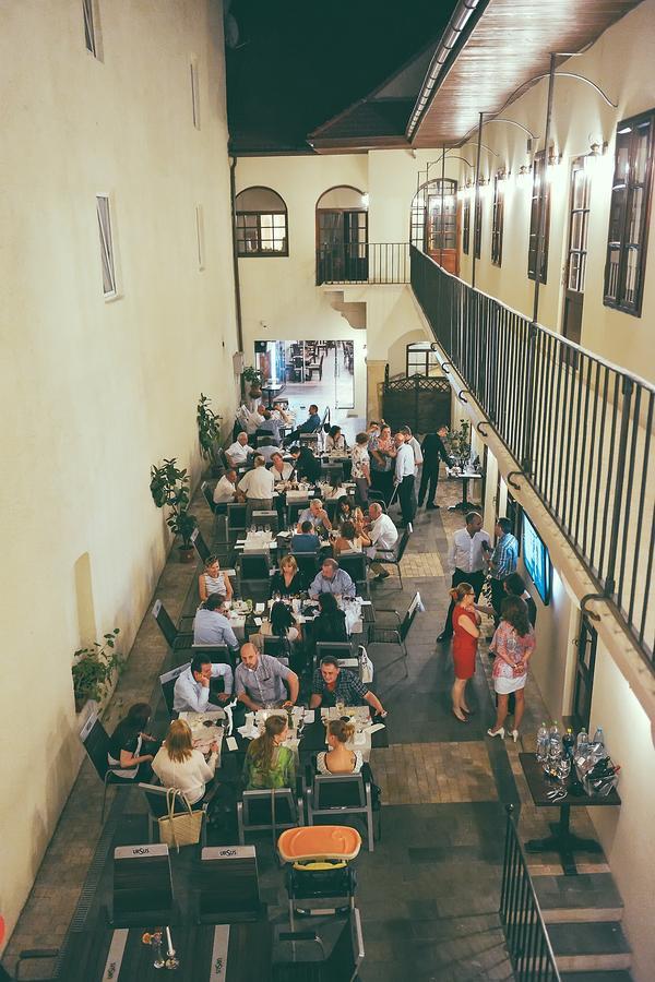 Le Petit Paris Hotel Cluj-Napoca Luaran gambar