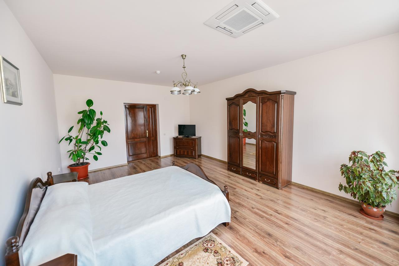 Le Petit Paris Hotel Cluj-Napoca Luaran gambar